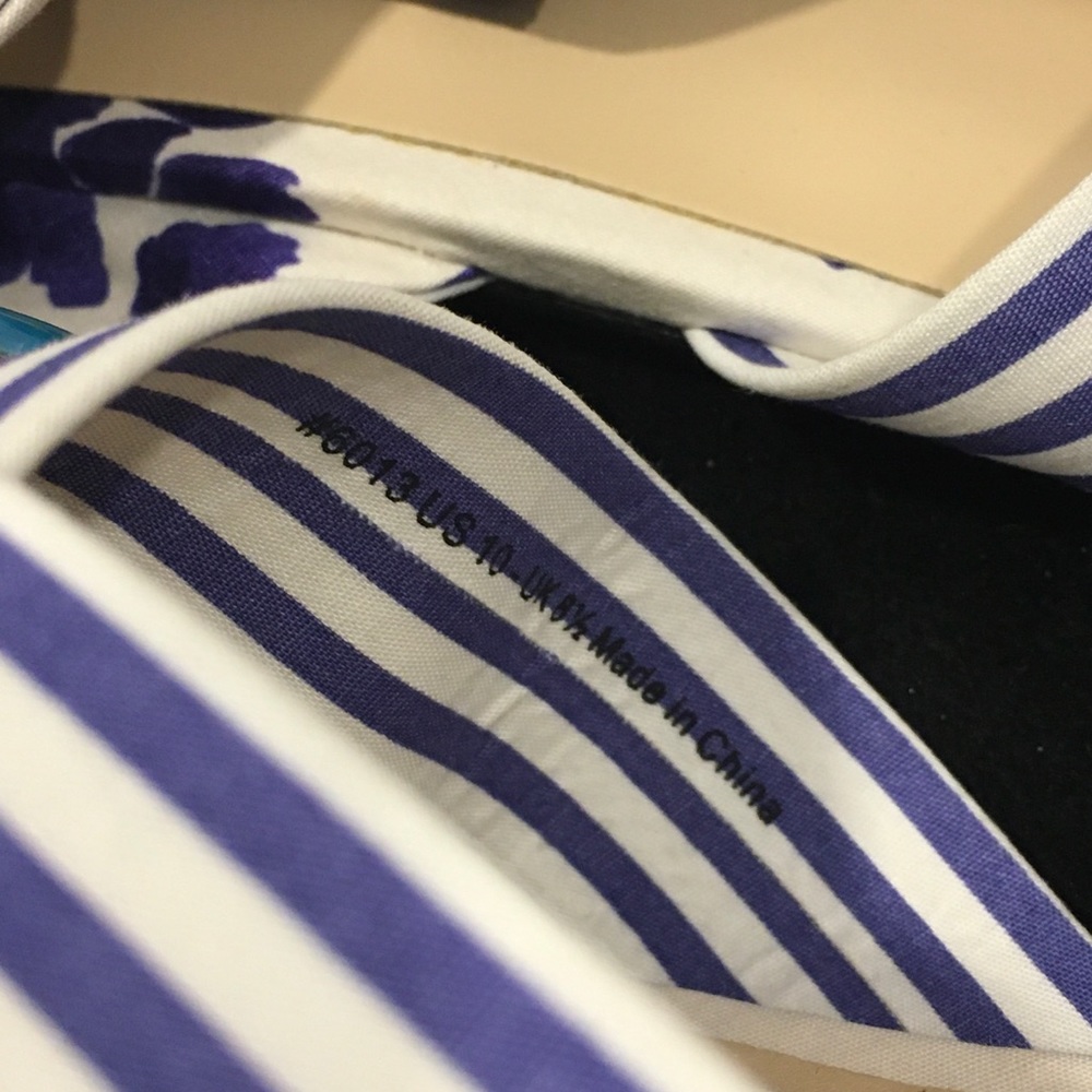 CaBi Blue and White Floral/Striped Tie Up Sandals - Picture 9 of 9